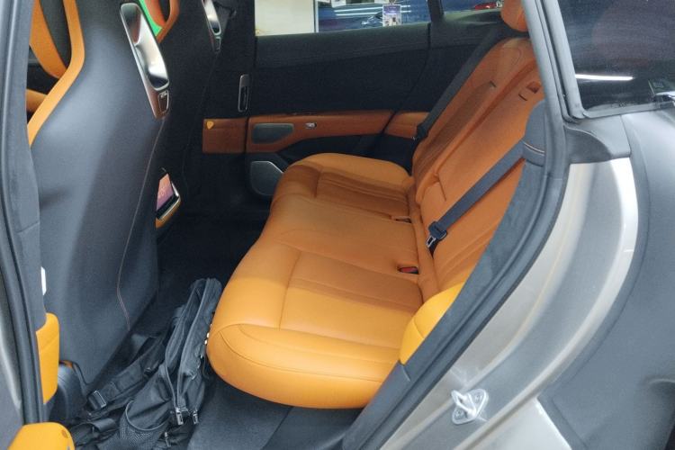 Used Xiaomi Auto YU7 2025 Ultra-Long Range High-Performance All-Wheel-Drive Max Edition Left Rear Seat