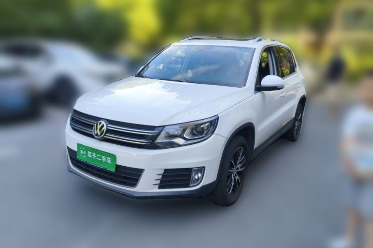 Used Volkswagen Tiguan 2015 1.8TSI Automatic Two-Wheel Drive Luxury Model Guazi used car, China used car export, Used car for sale, Used cars, Cheapest cars for sale
