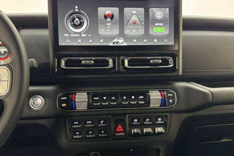 Used 212 T01 2025 2.0T Changfeng
