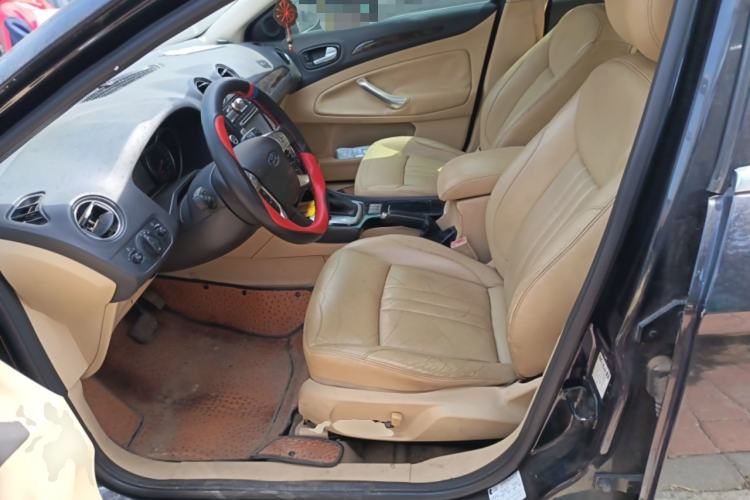 Used Ford Mondeo 2010 2.3L Luxury Version