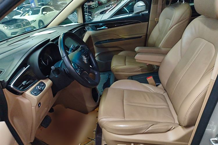 Used Buick GL8 2018 ES 28T Luxury Model China VI Standard
