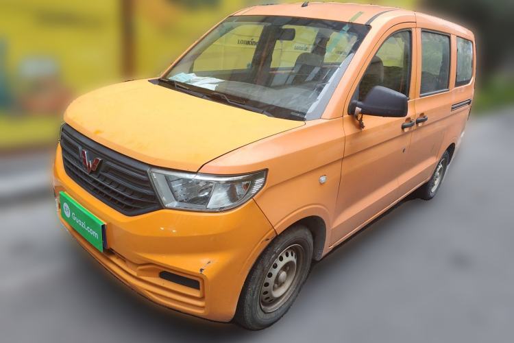 Used Wuling Hongguang V 2019 1.5L Jingqu Version China VI LAR