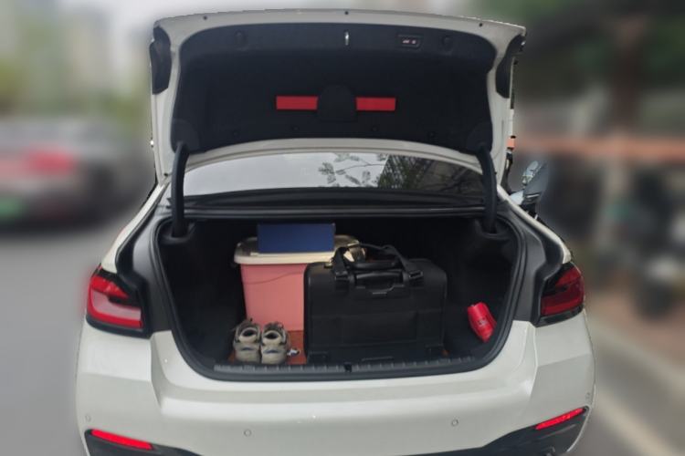 Used BMW 5 Series 2022 Second Facelift 530Li Luxury Version M Sport Package Trunk