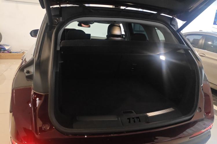 Used Lincoln Corsair 2022 2.0T Two-Wheel Drive Deluxe Edition Trunk