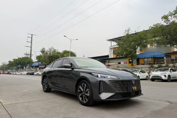 Used CHANGAN Eado 2024 1.5T GDI Automatic Prestige Edition Exterior 2