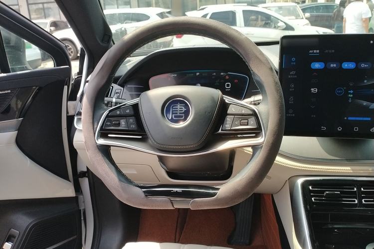 Used BYD Tang New Energy 2022 EV 635 km All-Wheel-Drive Flagship Model Steering Wheel