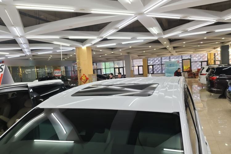 Used Buick GL8 2021 ES Land Cruiser 653T Luxury Edition
