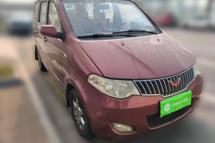 Red Wuling Used Wuling Hongguang 2010 1.4L Red 151300km MT 5-8 Seats for Sale ...