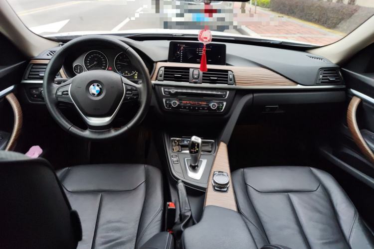 Used BMW 3 Series GT 2013 320i Sport Design Package
