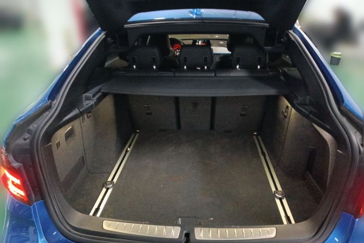 Used BMW 3 Series GT 2016 320i Design Package Edition Trunk