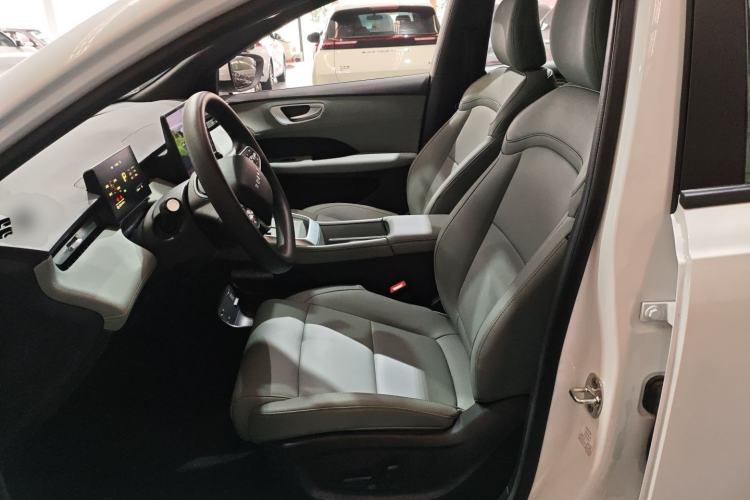 Used Roewe D6 2025 450km Deluxe Edition
