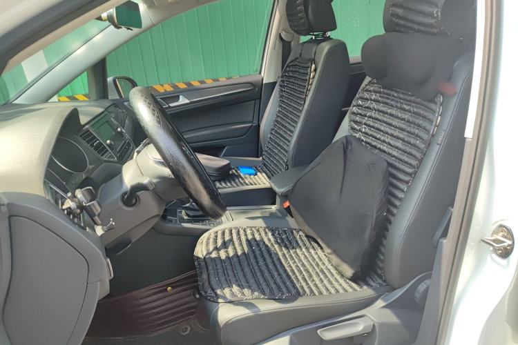 Used Volkswagen Golf Sportsvan 2018 230TSI Automatic Trend Edition Left Front Seat