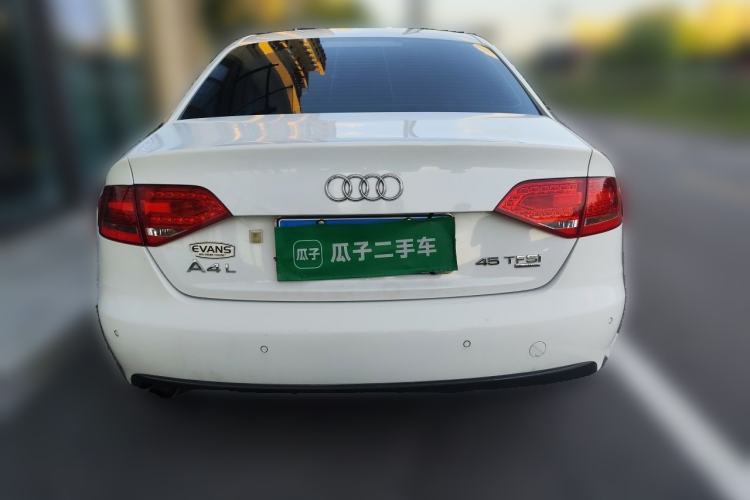 Used Audi A4L 2012 2.0 TFSI automatic standard version Rear