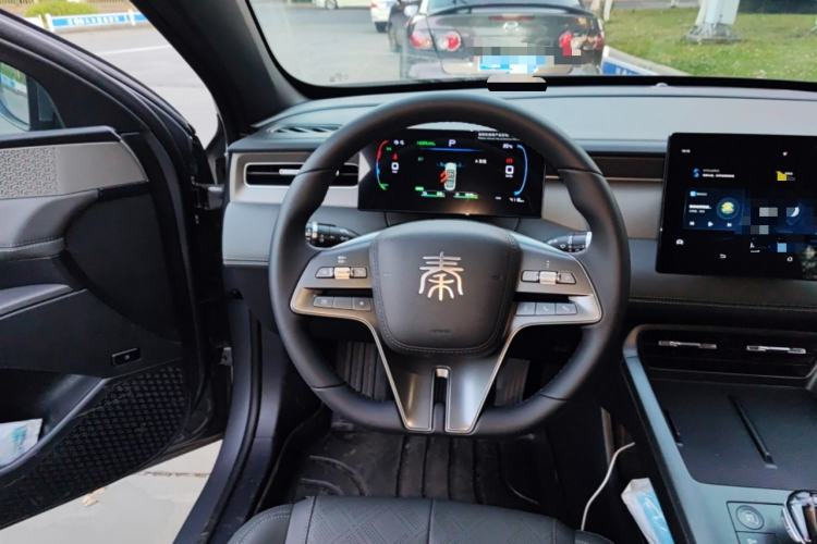 Used BYD Qin PLUS 2025 DM-i Smart Drive 55KM Leading Model
