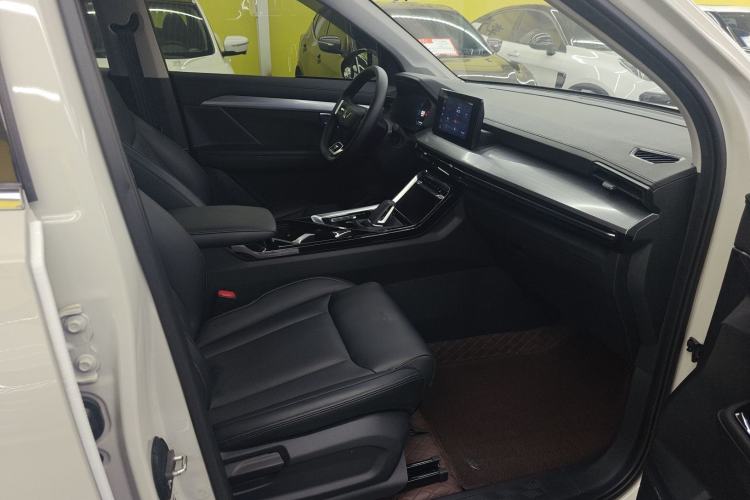 Used Wuling Asta 2022 2.0L DHT Electric Power Version