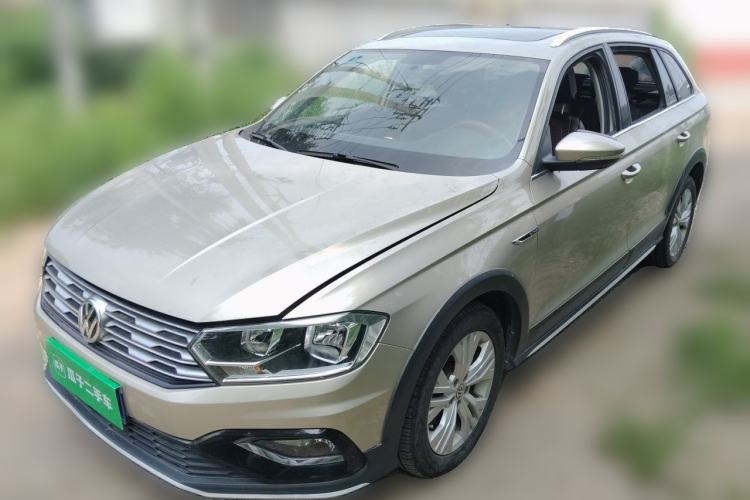 Used Volkswagen C-TREK 2017 1.6L Automatic Comfort Model Guazi used car, China used car export, Used car for sale, Used  cars, Cheapest cars for sale