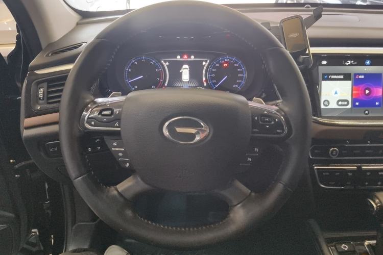 Used GAC Trumpchi GS8 2017 320T Two-Wheel Drive Luxury Smart Connectivity Version (7 Seats)