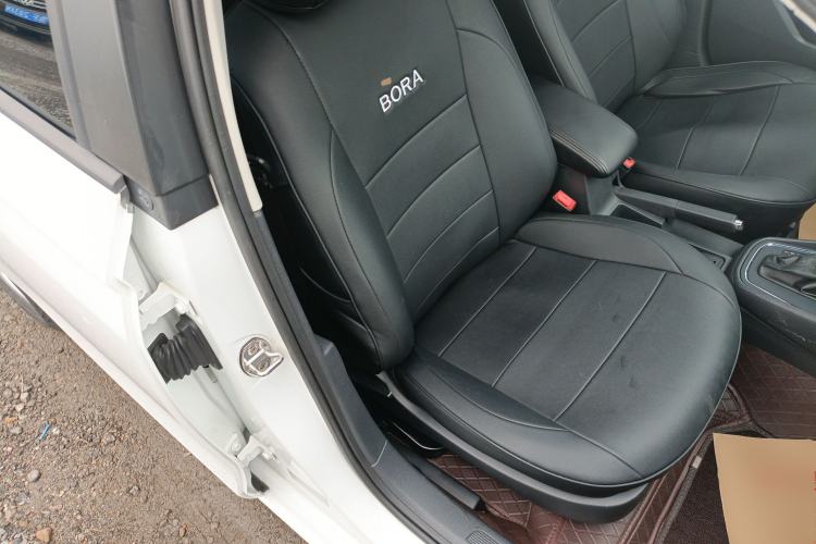 Used Volkswagen Bora 2017 1.6L Automatic Fashion Model