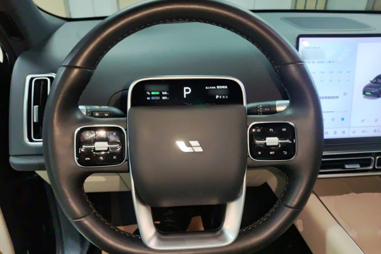 Used Li Auto L9 2022 Max model
