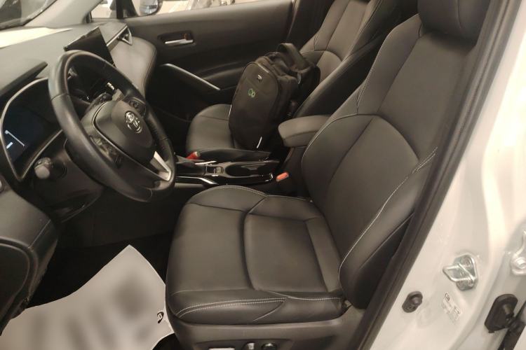 Used Toyota FRONTLANDER 2023 2.0L Smart Electric Hybrid Dual-Engine Deluxe Version