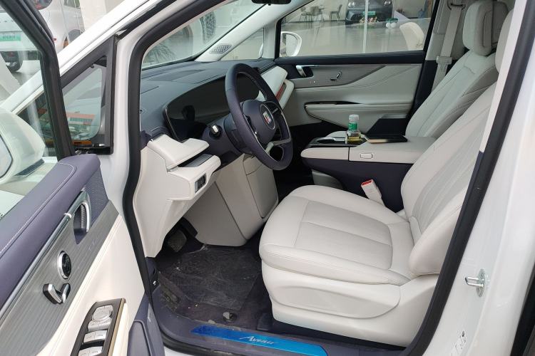 Used Buick GL8 2026 Model Lu Zun Luxury Edition Driver Seat