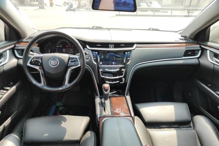 Used Cadillac XTS 2014 28T Luxury Model
