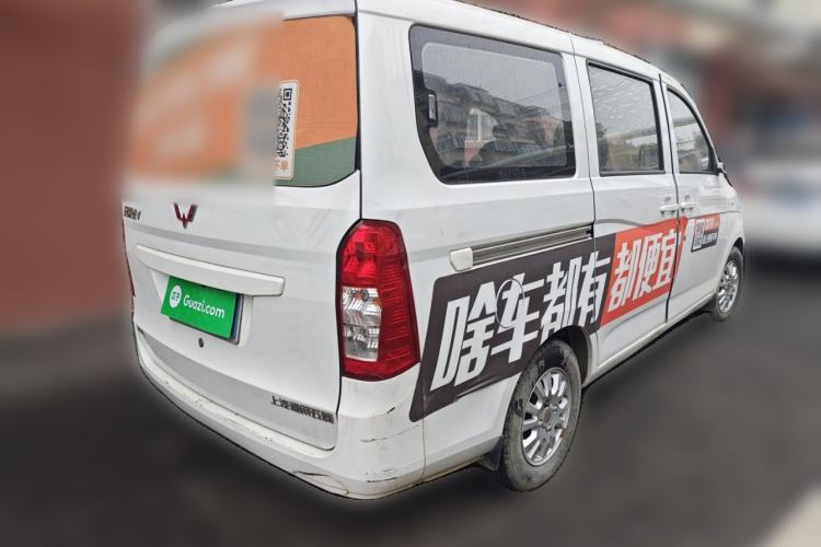 Used Wuling Rongguang V 2016 1.5L Standard Version