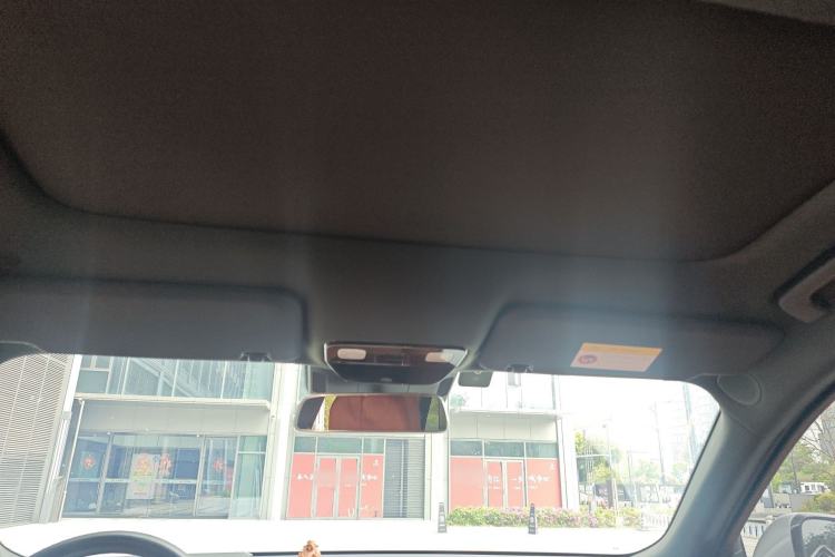 Used Li Auto L8 2023 Pro Model
