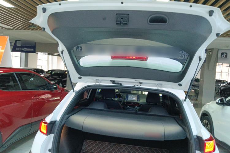 Used Hyundai ENCINO 2018 1.6T Dual-Clutch ZhiPao Edition China V Standard Trunk