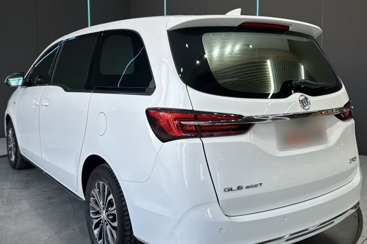 Used Buick GL8 2023 Land Executive Class Smart Enjoyment Model
