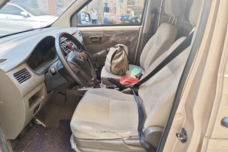 Used Wuling Rongguang V 2018 1.5L Practical Version Left Front Seat