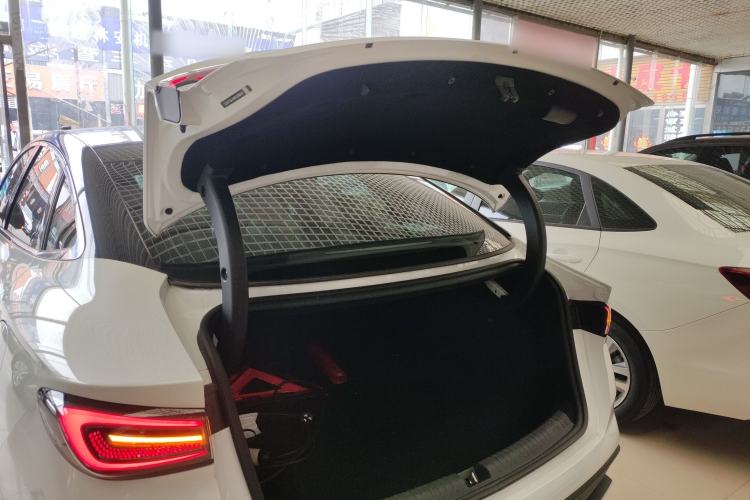 Used BYD Seal 06 New Energy 2024 DM-i 80KM Prestige Model Trunk