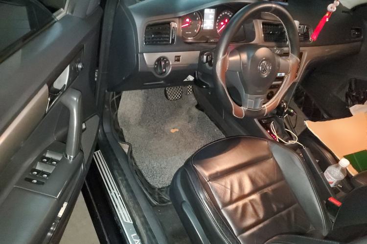 Used Volkswagen Lavida 2013 Restyled Classic 1.6L Automatic Comfort Edition
