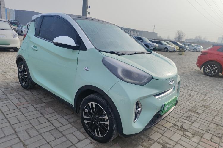 Used Chery Little Ant 2023 Updated Version 251 km Love Edition Lithium Iron Phosphate Front Right 45 Deg