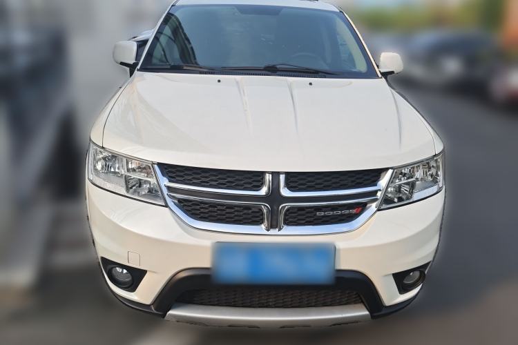 Used Dodge Journey 2013 2.4L Two-Wheel Drive Luxury Version
