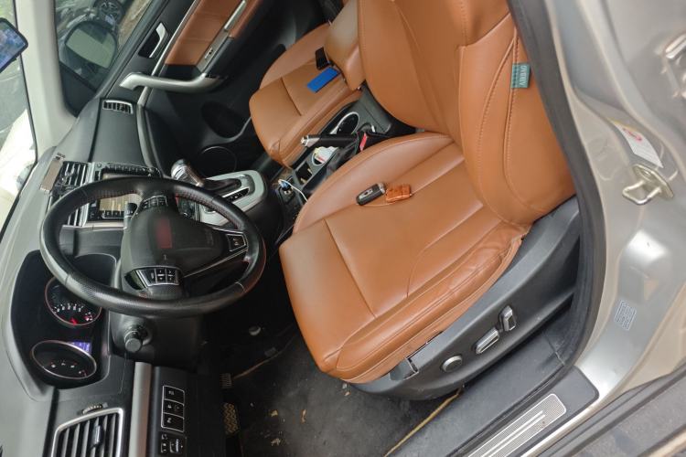 Used Haval H6 2015 Sport Edition 1.5T Automatic Two-Wheel Drive Luxury Model