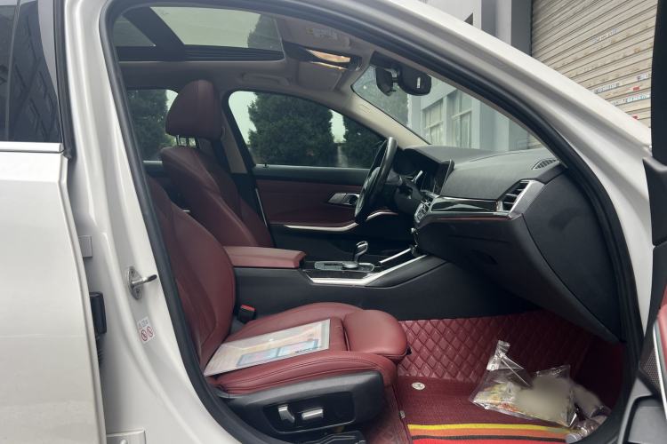 Used BMW 3 Series 2022 Updated 325Li M Sport Package Interior 3