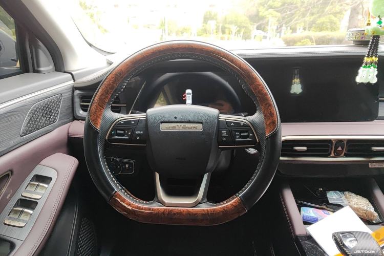 Used JETOUR X90 PLUS 2024 1.6TD DCT Family Fun Edition 5 Seats
