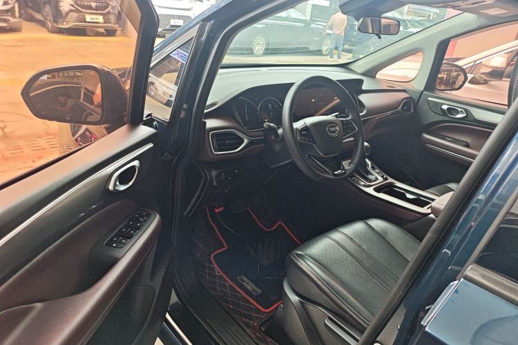 Used GAC Trumpchi M6 2021 270T DCT Prestige Edition (6-seater)
