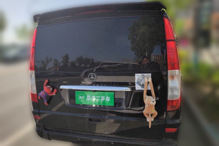 Used Mercedes-Benz Viano 2010 2.5L Luxury Edition
