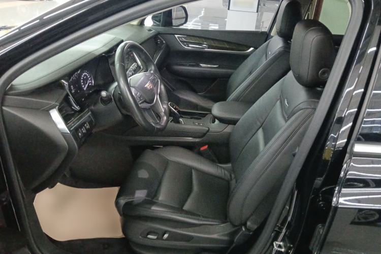 Used Cadillac XT5 2018 25T Luxury Model