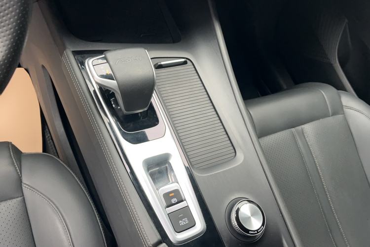 Used Dongfeng Aeolus Huge 2022 Mach Dual-Motor 1.5T MHD Dare-to-Dream Edition