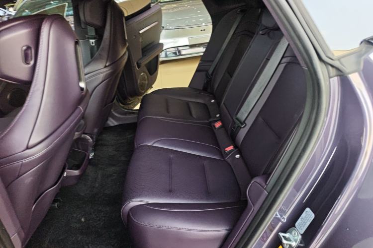 Used Avatr 06 2025 Ultra Pure Electric Edition Left Rear Seat