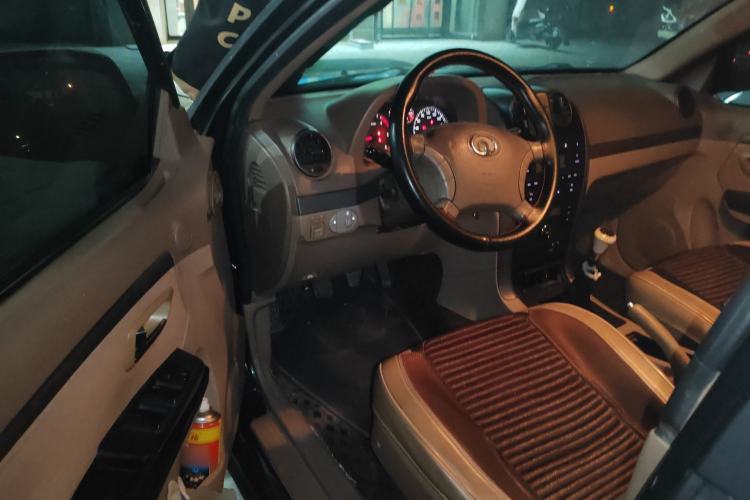 Used Haval H3 2010 Leading Edition 2.5 TCI Two-Wheel Drive Comfort Model Driver Seat