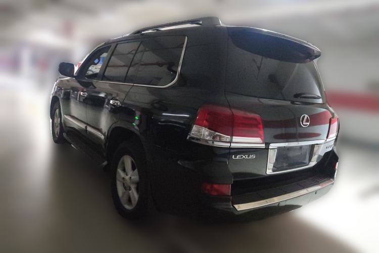 Used Lexus LX 2013 570