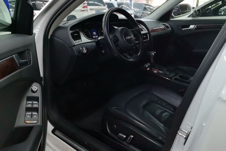 Used Audi A4L 2016 35 TFSI Collection Edition S line Comfort Model Interior 1