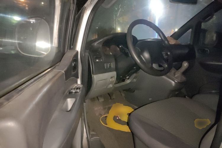 Used FORTHING Lingzhi 2012 M5 Q3 2.0L Short-Wheelbase Standard Edition
