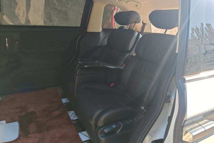 Used Honda Elysion 2022 2.0L eHEV Luxury First Edition
