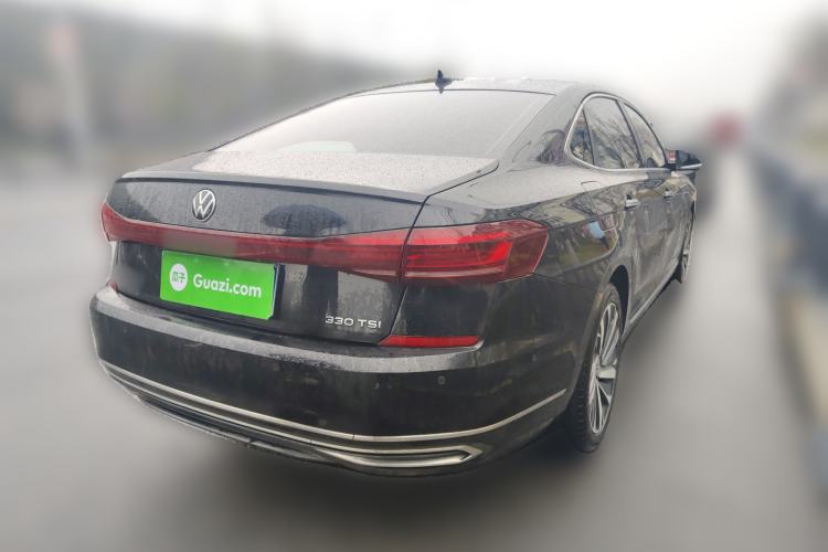 Used Volkswagen Passat 2022 330TSI Starry Luxury Edition
