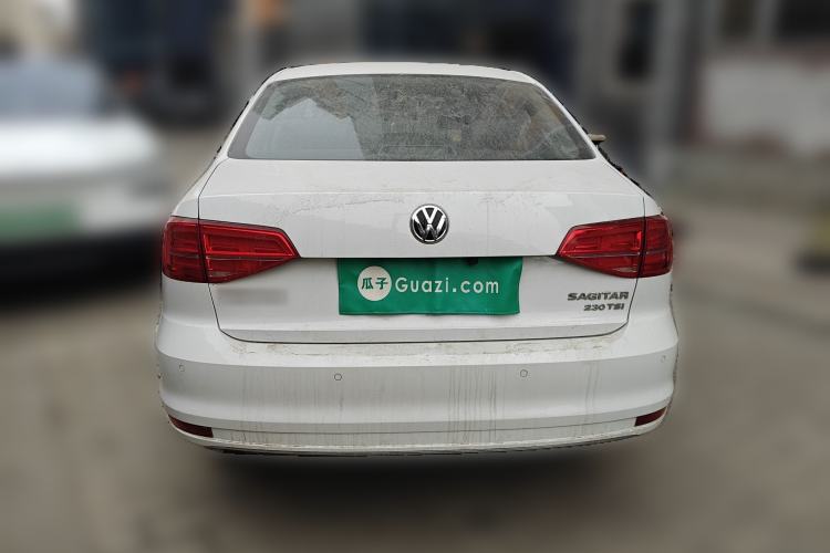 Used Volkswagen Sagitar 2017 230TSI Manual Luxury Model
